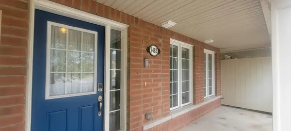 2482 William Jackson DR, Pickering, ON L1X 0C3