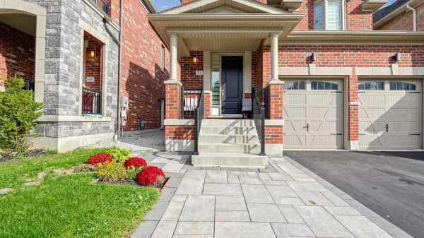 13 Micklefield AVE, Whitby, ON L1P 0C2