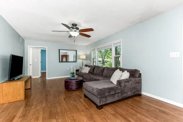 1035 S 48th TER, Kansas City, KS 66106