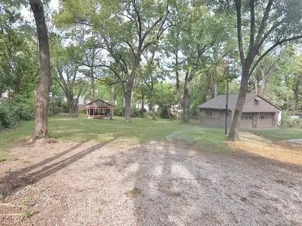 1222 Cunningham AVE, Independence, MO 64050