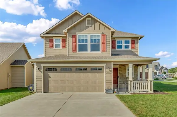 1035 W 30th TER, Lawrence, KS 66046