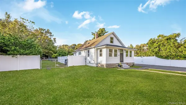 56 Orchard RD, East Patchogue, NY 11772