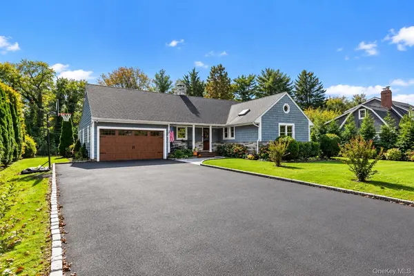 12 Sheep Pasture LN, Huntington, NY 11743