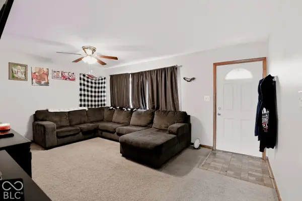 1459 E Walnut ST, Frankfort, IN 46041