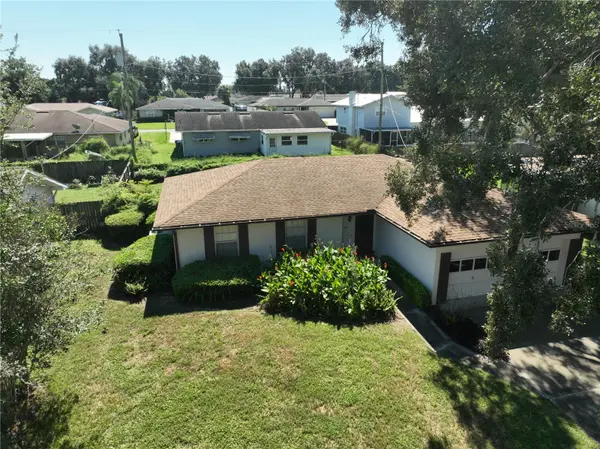 125 WHITTIER LN, Winter Haven, FL 33884