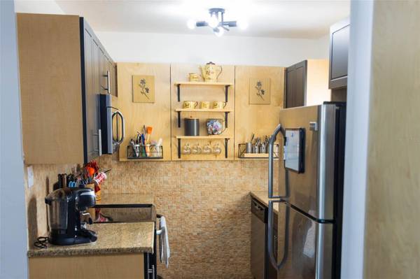 2028 BRIDGEMAN DR, West Palm Beach, FL 33409