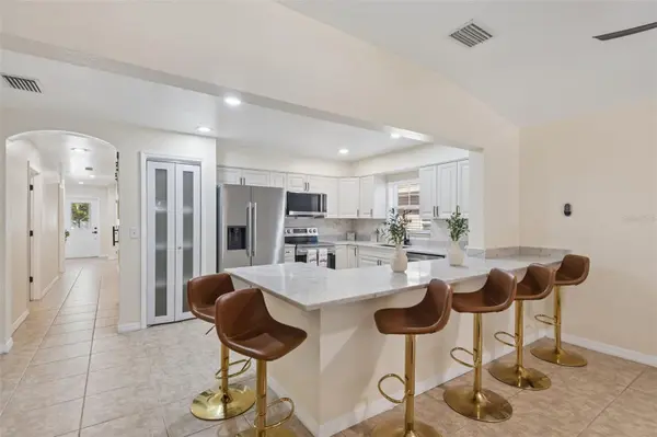 1866 BETTY LN, Clearwater, FL 33755