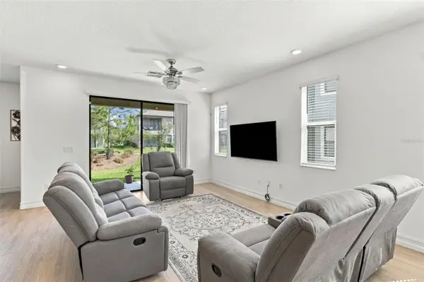 5127 SAN MARTINO DR, Wesley Chapel, FL 33543