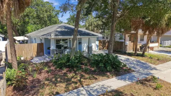 1023 19TH AVE N, St Petersburg, FL 33704
