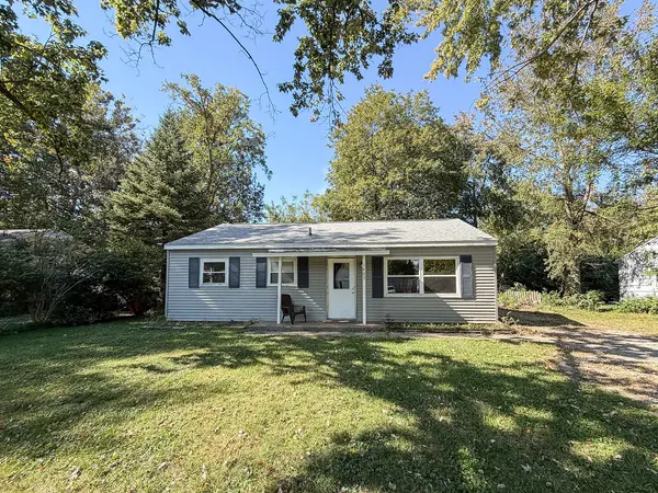 1403 Glendale DR, Champaign, IL 61821