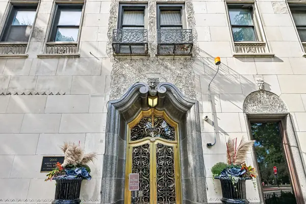 2000 N LINCOLN PARK WEST AVE #912, Chicago, IL 60614