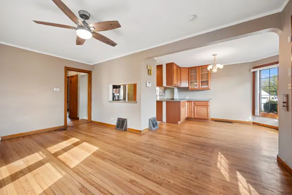 2952 N Nordica AVE, Chicago, IL 60634