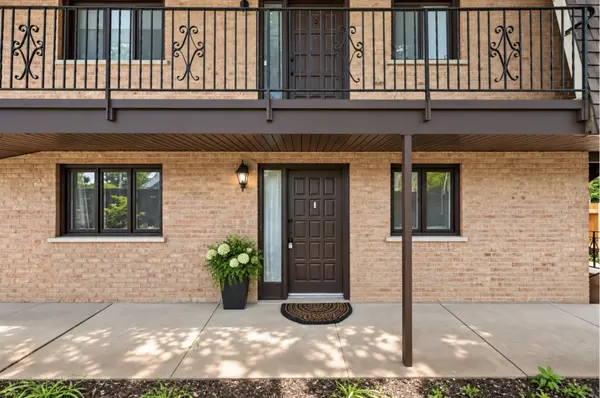 520 E Main ST #1C, Barrington, IL 60010