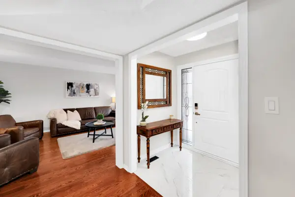 514 Keith AVE, Newmarket, ON L3X 1V4