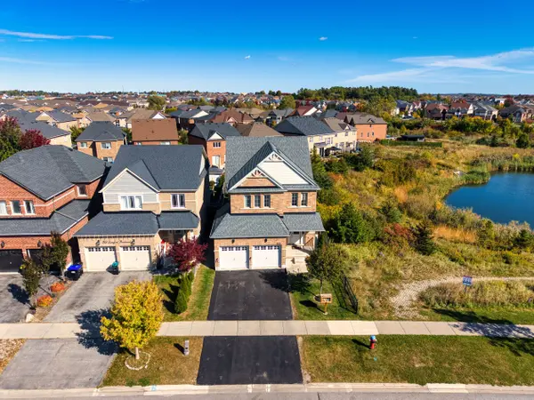 315 Langford BLVD, Bradford West Gwillimbury, ON L3Z 0P7