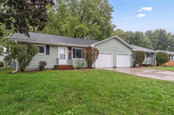 441 Skillman AVE E, Maplewood, MN 55117