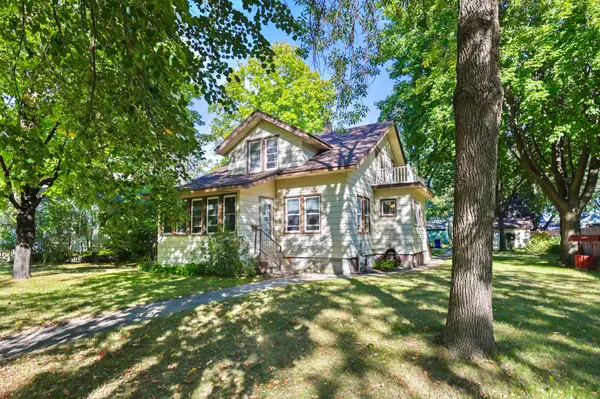 1102 16th AVE S, Saint Cloud, MN 56301
