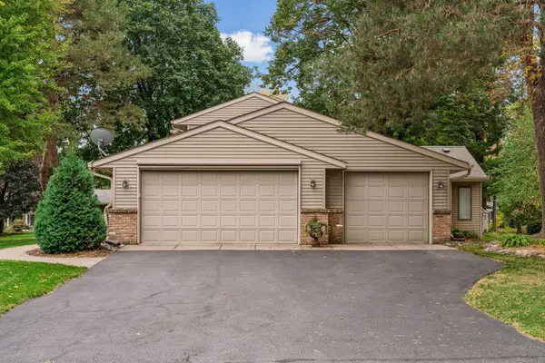 1445 Ranier LN N, Plymouth, MN 55447