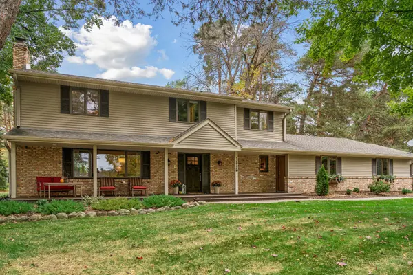 1445 Ranier LN N, Plymouth, MN 55447