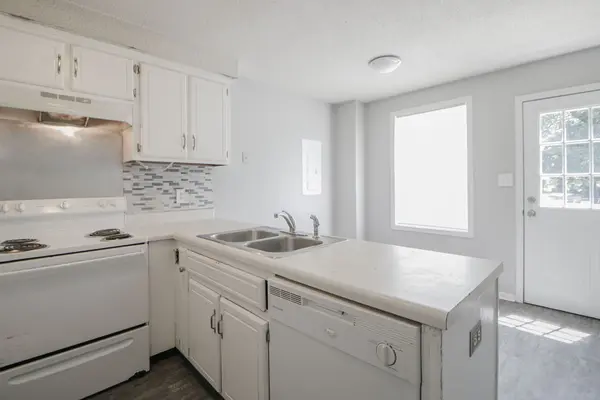 571 Garnet Drive, Clarksville, TN 37042