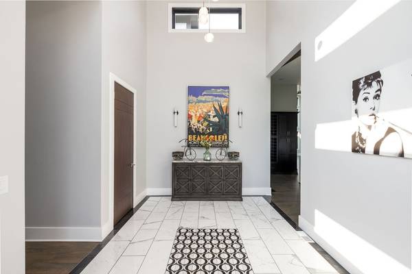 1079 Paiute Trl, Pegram, TN 37143