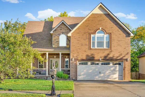 2445 Senseney Dr, Clarksville, TN 37042