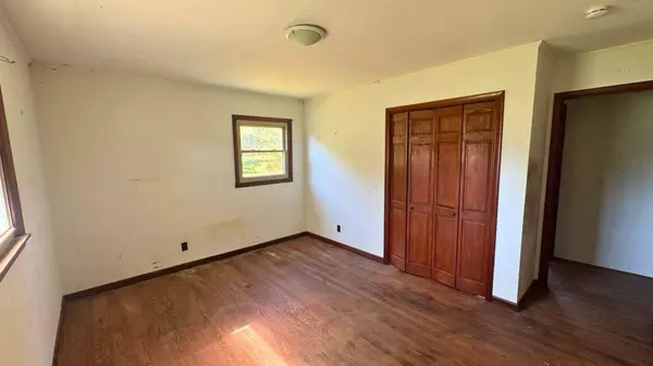 626 Stalans Avenue, Etowah, TN 37331