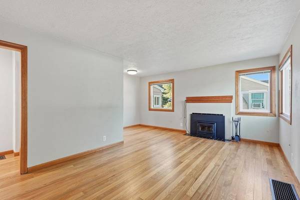 4903 N Elm St, Spokane, WA 99205