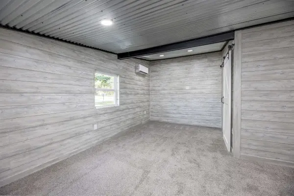 204 N Perry, Howard, KS 67349
