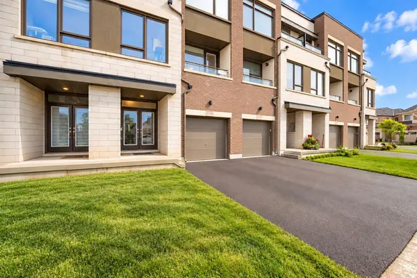 3116 Ernest Appelbe BLVD, Oakville, ON L6H 0M8
