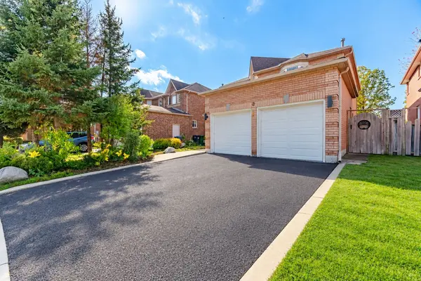 8 Gardenia WAY, Caledon, ON L7C 1B2