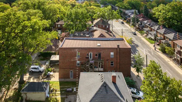 157-159 Jane ST, Toronto W02, ON M6S 3Y8