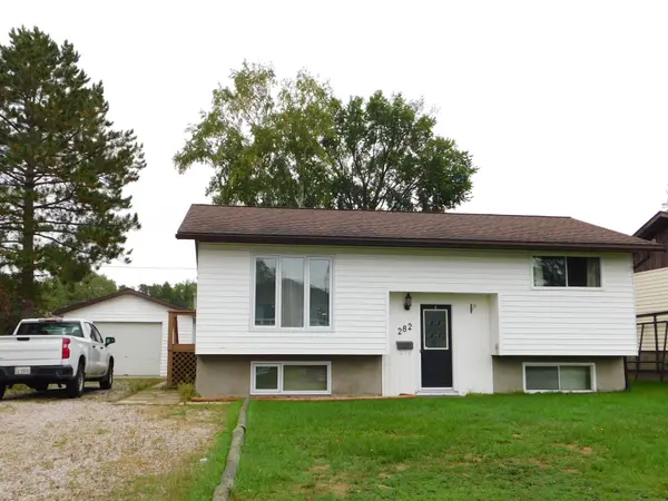 282 Wilde ST, Dryden, ON P8N 3A9