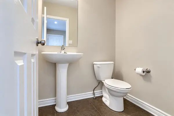 125 Dunforest TER, Barrhaven, ON K2J 3V1