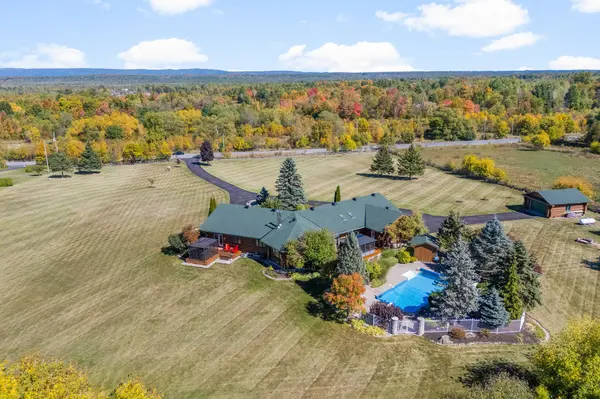 2185 Old Second Line RD, Kanata, ON K0A 1T0