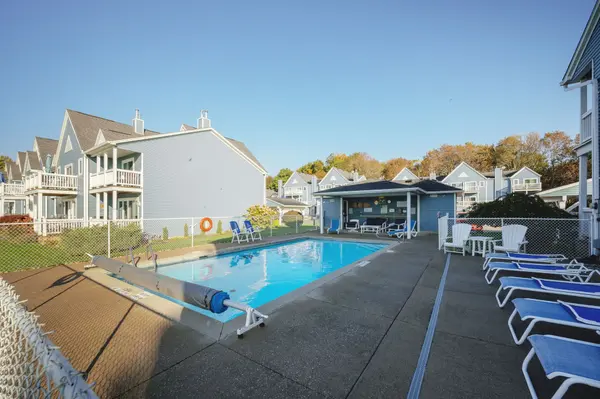 374 Front ST, Central Elgin, ON N5L 1G1