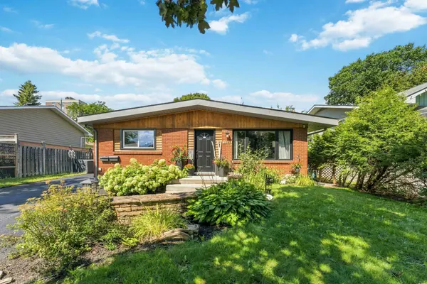 1849 Florida AVE, Alta Vista And Area, ON K1H 6Y9