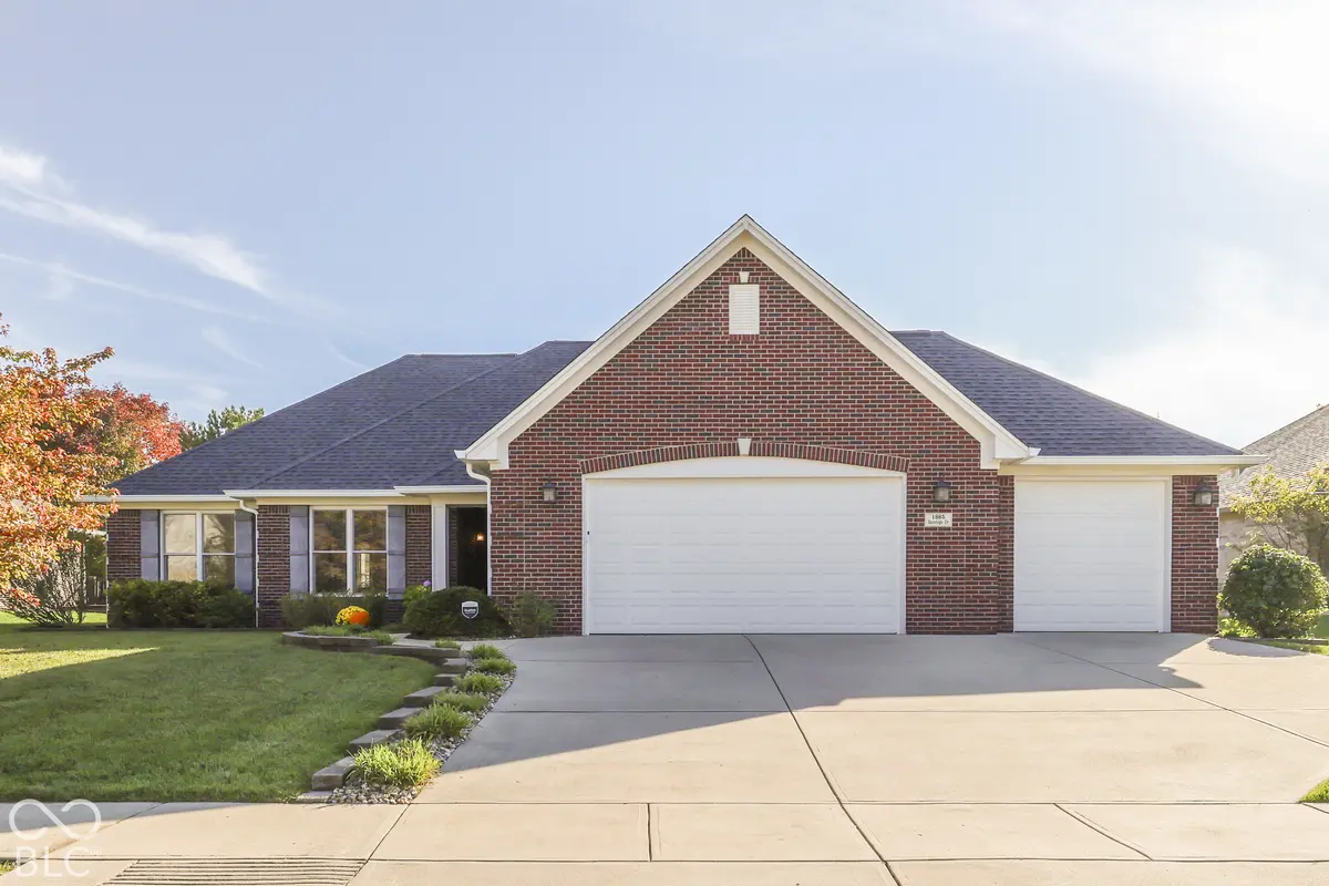 1865 Saratoga DR, Greenwood, IN 46143