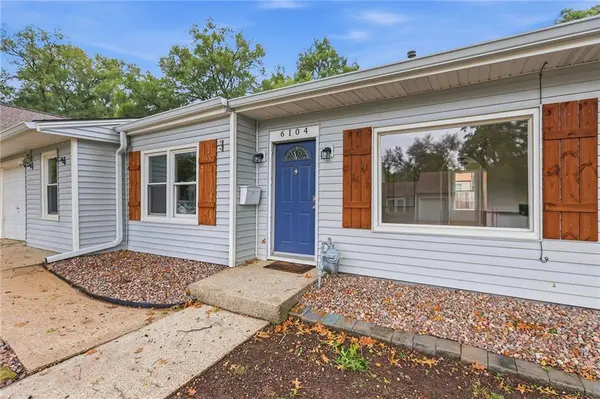 6104 W 53rd TER, Mission, KS 66204