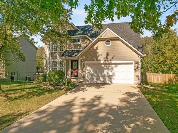 7702 W 155th ST, Overland Park, KS 66223
