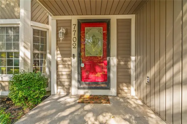 7702 W 155th ST, Overland Park, KS 66223