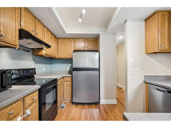 2049 E Phillips, Centennial, CO 80122