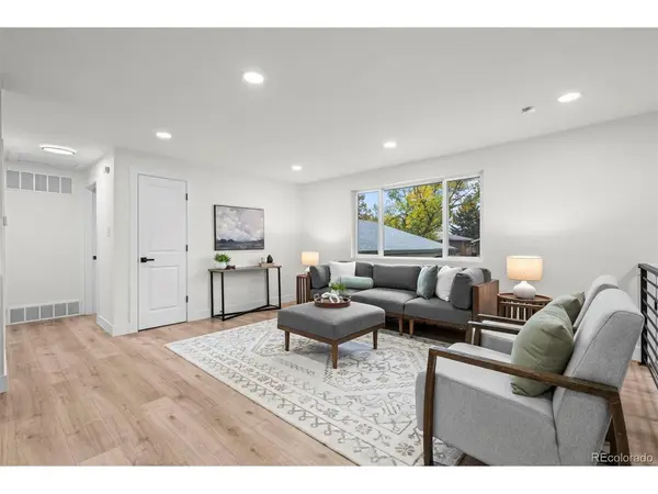 6453 Zephyr, Arvada, CO 80004