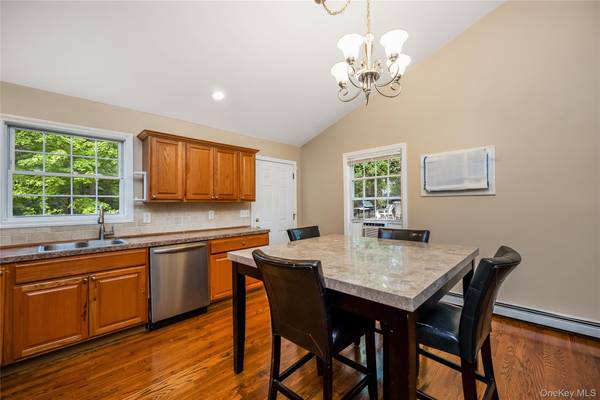 107 Sheep Pasture RD, Port Jefferson, NY 11777