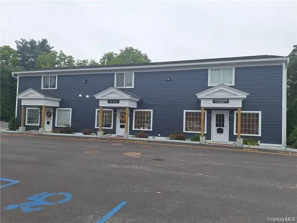 7468 S Broadway, Red Hook, NY 12571