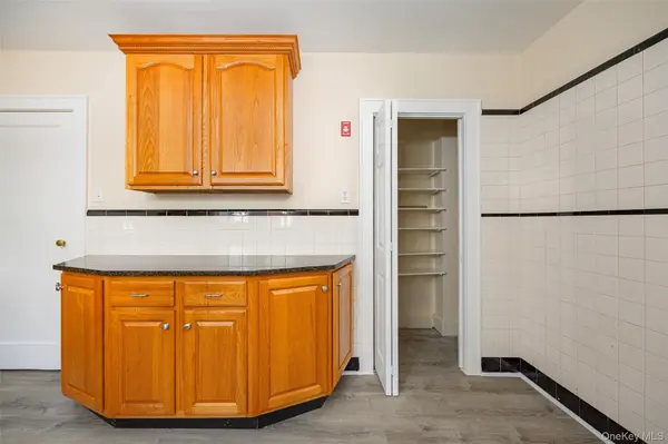 68 Clark ST #1N, Poughkeepsie, NY 12601
