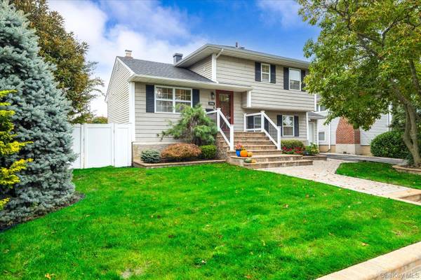 2941 Shore RD, Bellmore, NY 11710