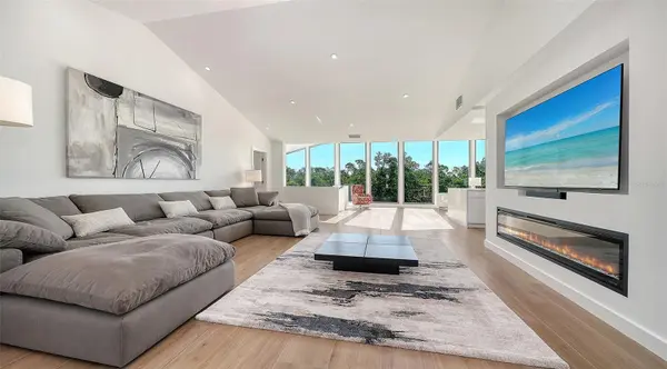 660 PENFIELD ST, Longboat Key, FL 34228