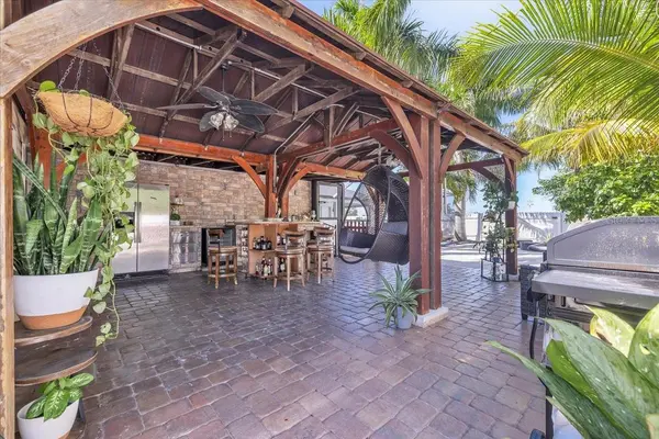 3619 OASIS BLVD, Cape Coral, FL 33914