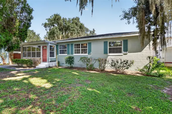 1610 PARK DR, Leesburg, FL 34748